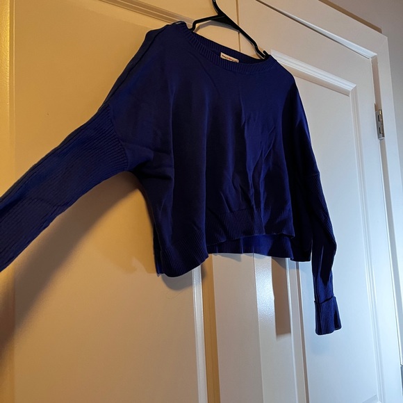 Wearing your heart on your sleeve blue sweater - Picture 6 of 7